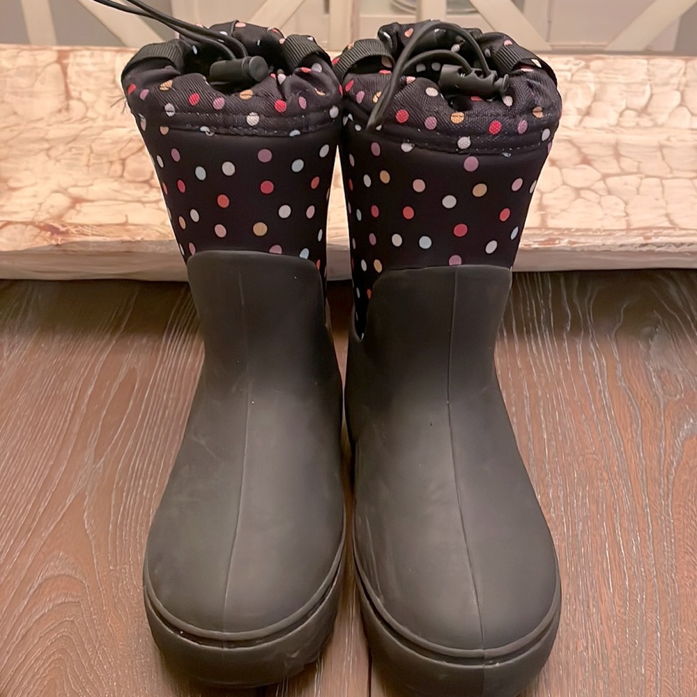 Rain boots